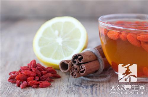 红枣枸杞茶的功效，养血安神、缓和药性