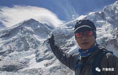 中国一登山者攀登珠峰时遇难