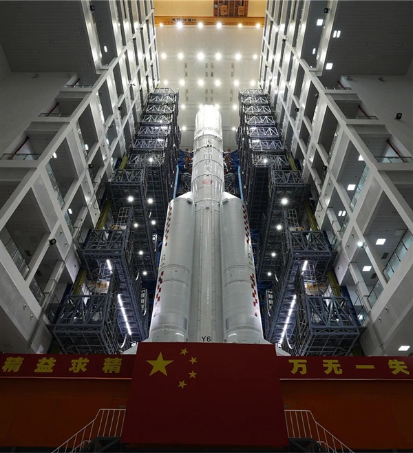 62.8米中国最高火箭！长征五号时隔3年再次飞天 ！-第4张图片