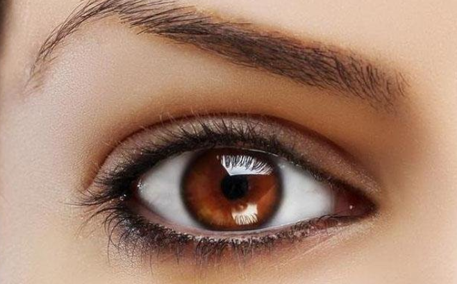世界上最罕见的眼睛颜色（世界四大罕见眼睛颜色是什么）-第2张图片