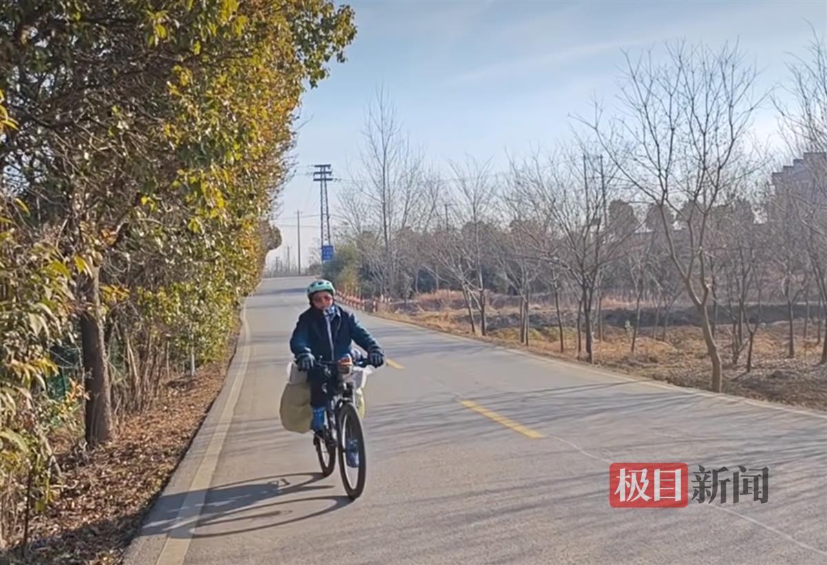 母子从上海骑行700公里回湖北过年