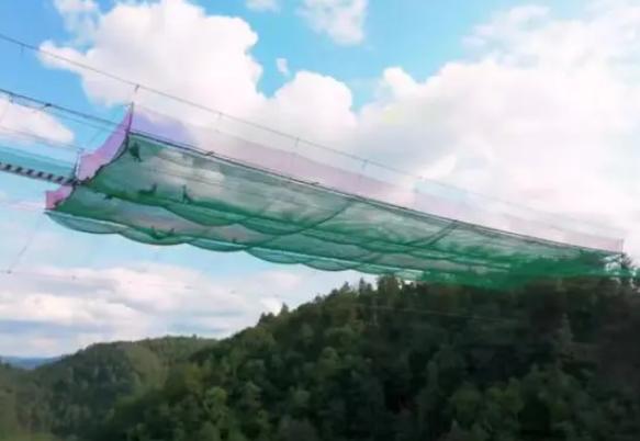 游乐场设200米高网状游乐项目